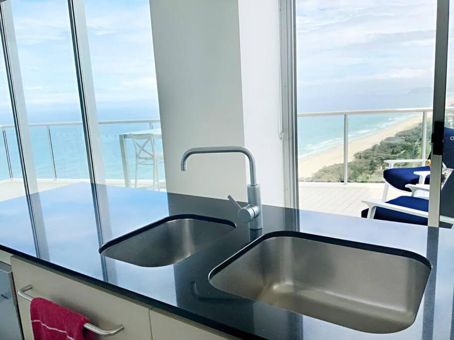 Air On Broadbeach Beachfront 2Level Stunning Apartment With 180 Degree Views Χρυσή Ακτή Εξωτερικό φωτογραφία